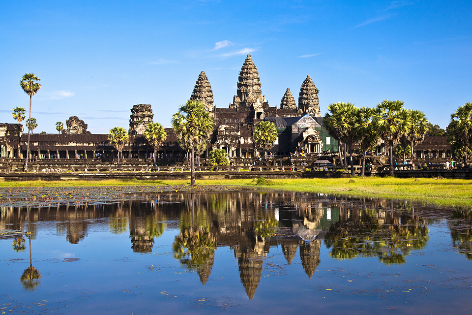 Einzigartiges Reiseerlebnis am 30. April in Kambodscha: Angkor Wat erkunden und gutes Essen