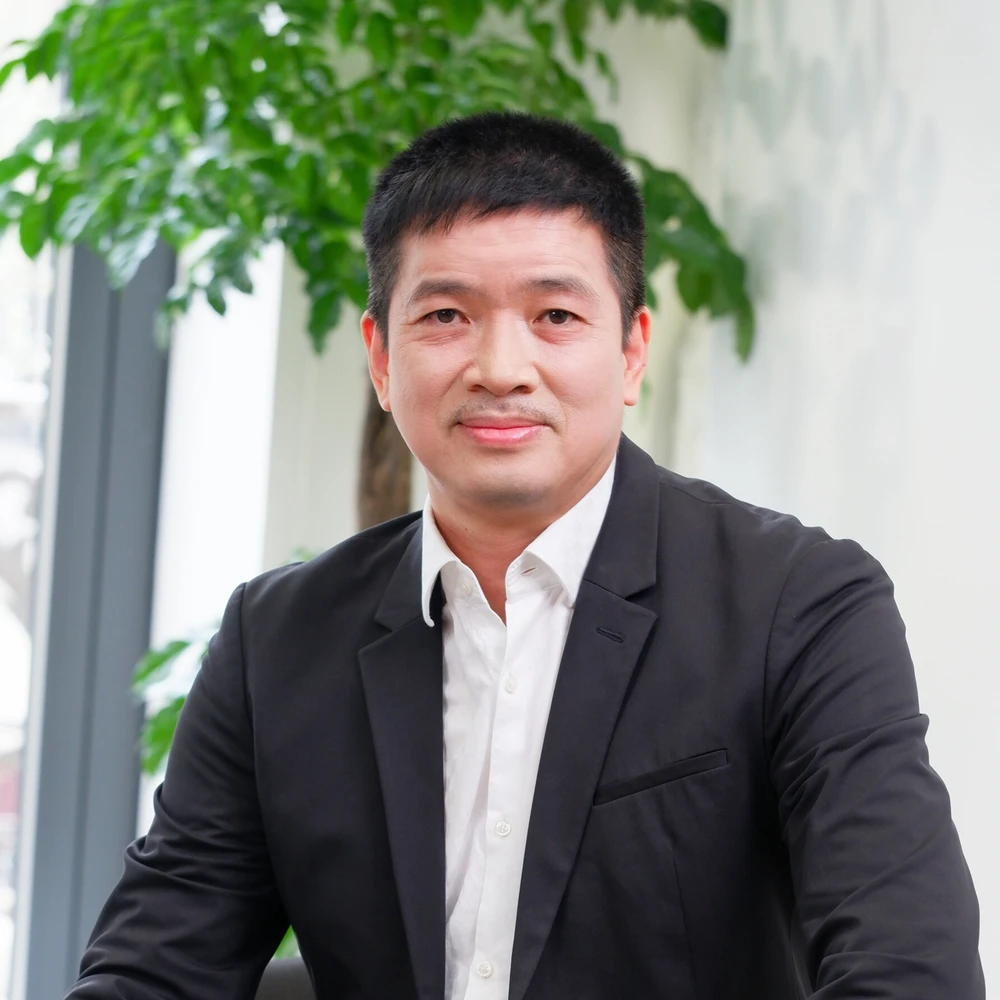 ChÃ¢n dung OÌ‚ng Phan Ä uÌ›Ì c Trung VBA.png