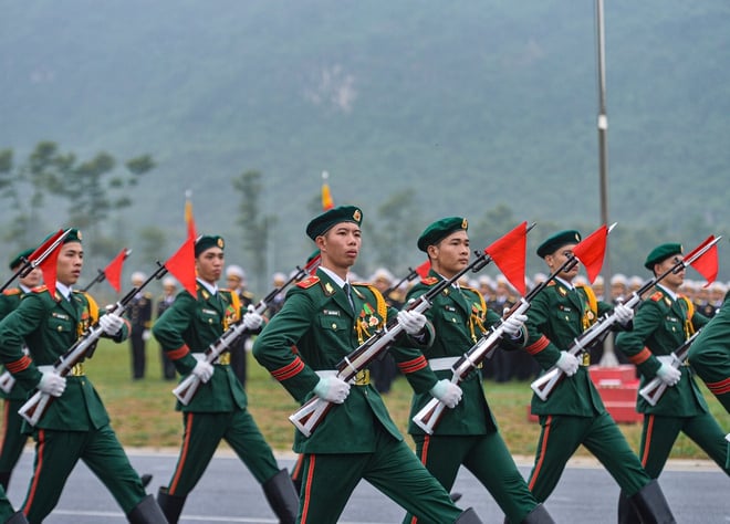 Lá cờ đặc biệt trong buổi hợp luyện kỷ niệm 50 năm thống nhất đất nước- Ảnh 6.