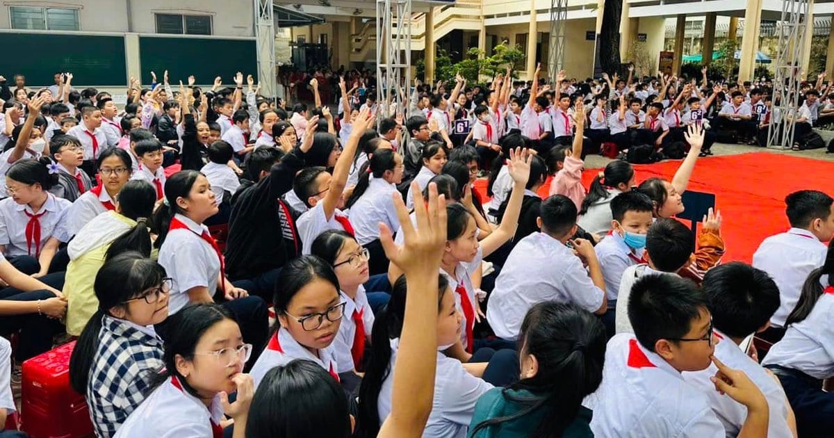 Khanh Hoa announces structure and sample questions for 10th grade entrance exam