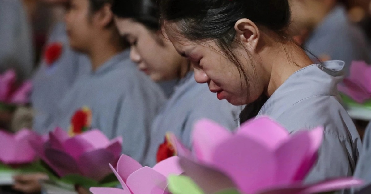 Se derramaron lágrimas durante la ceremonia de Vu Lan en la ciudad de Ho Chi Minh