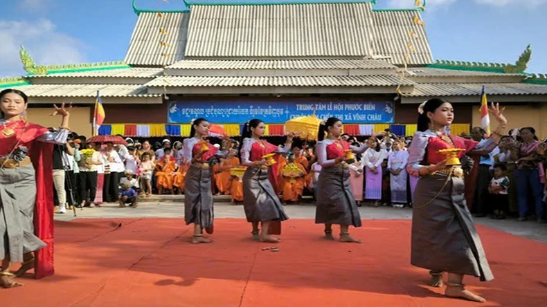 クロイ・ラム・チェク祭が国家無形文化遺産に認定される 写真2