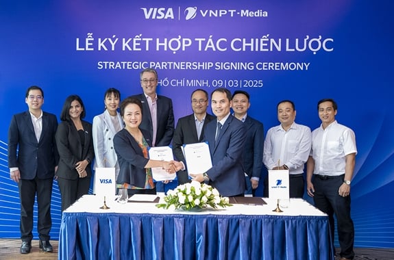 Visa y VNPT-Media firman una alianza estratégica para promover la transformación digital y la inclusión financiera en Vietnam.