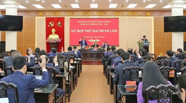 Nam Dinh Provincial People's Council passed 5 important resolutions