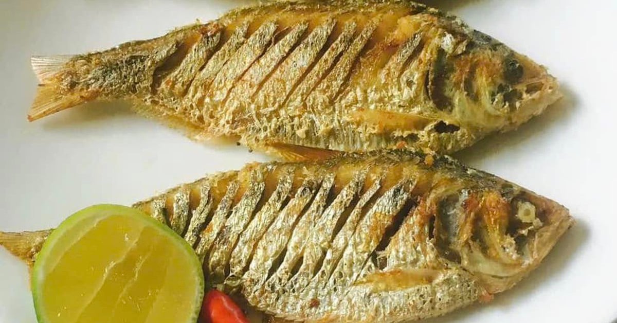 During the humid season, eat sardines and stir-fried river shrimp with meat. These are delicacies that are easy to find now.