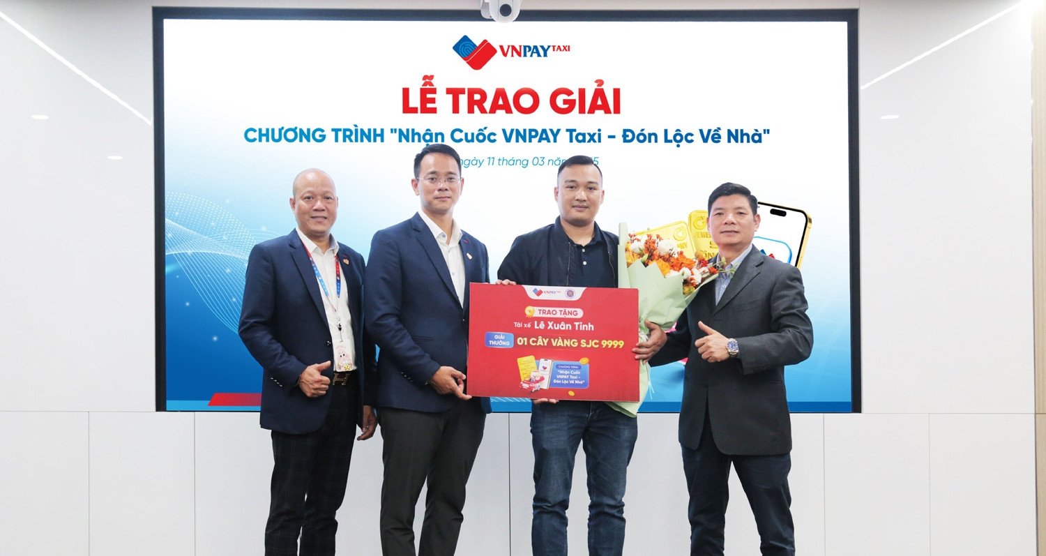 តាក់ស៊ី VNPAY ផ្តល់រង្វាន់ដល់អ្នកបើកបរឆ្នើម 1 តោងមាស SJC