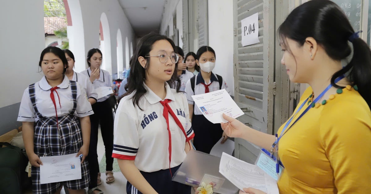 3 500 candidats passent l'examen d'élève doué de 9e année à Ho Chi Minh-Ville, avec 2 nouvelles matières d'examen