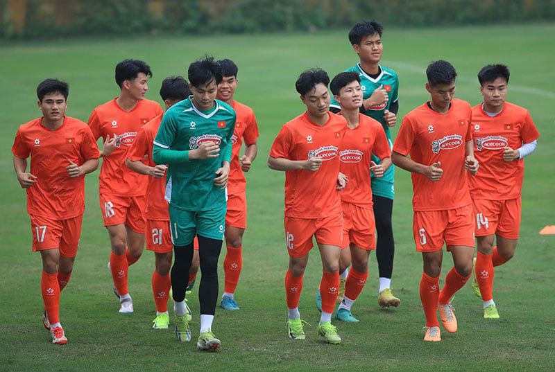 V.League “ការលះបង់” សម្រាប់ស៊ីហ្គេម៖ មួយណាមកមុន មាន់ ឬស៊ុត? -0