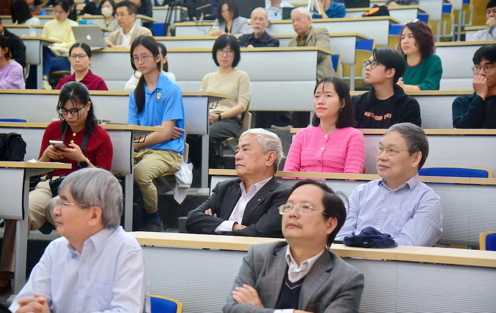 국제 수학의 날 2025: 예술과 삶에서의 수학 응용