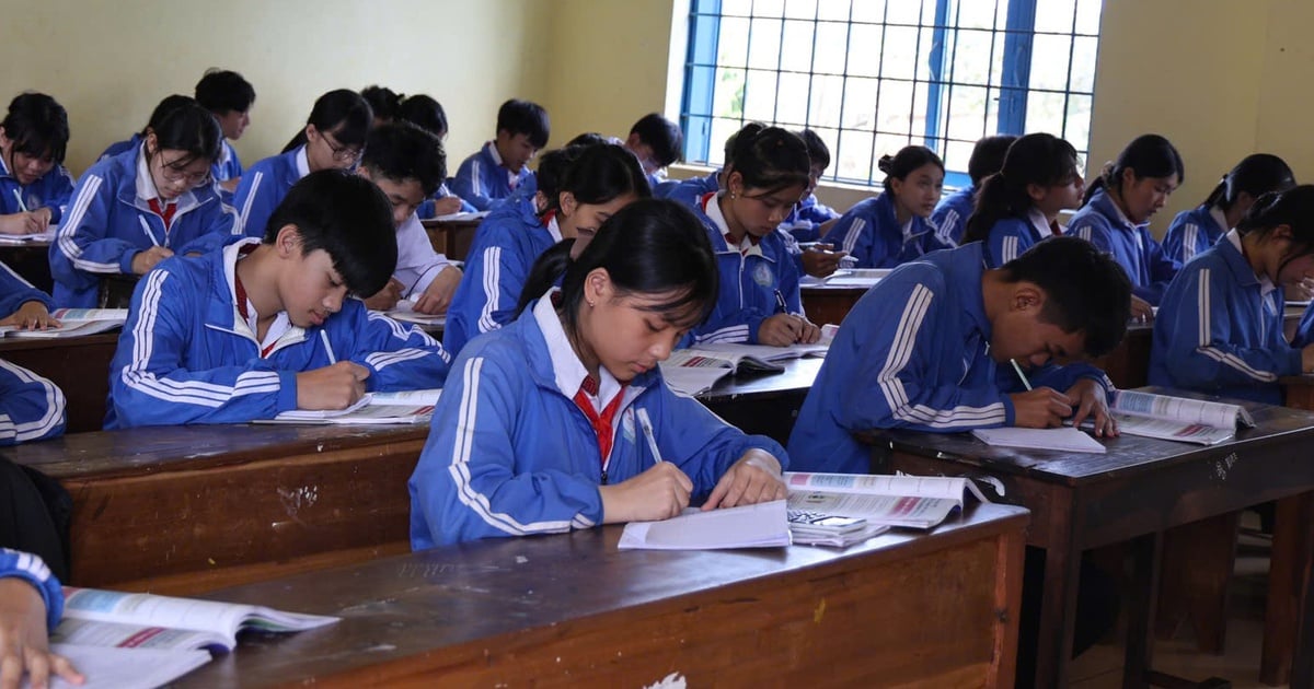 For the first time, Dak Nong pilots the organization of entrance exams for grade 10.