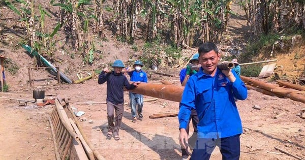 Jóvenes contribuyen a la construcción de viviendas para hogares pobres