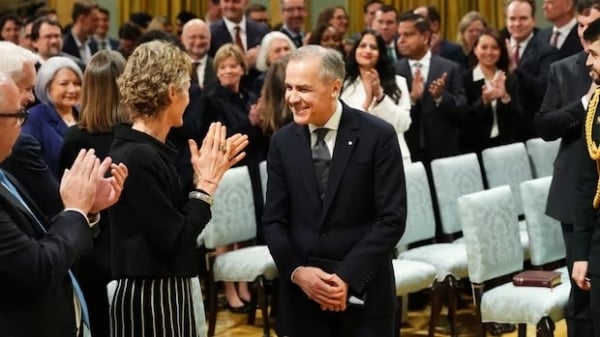 New Canadian Prime Minister officially sworn in as "hot seat"