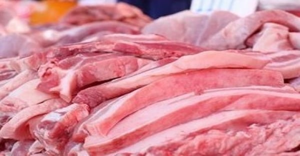 Canada resumes imports from largest US pork plant