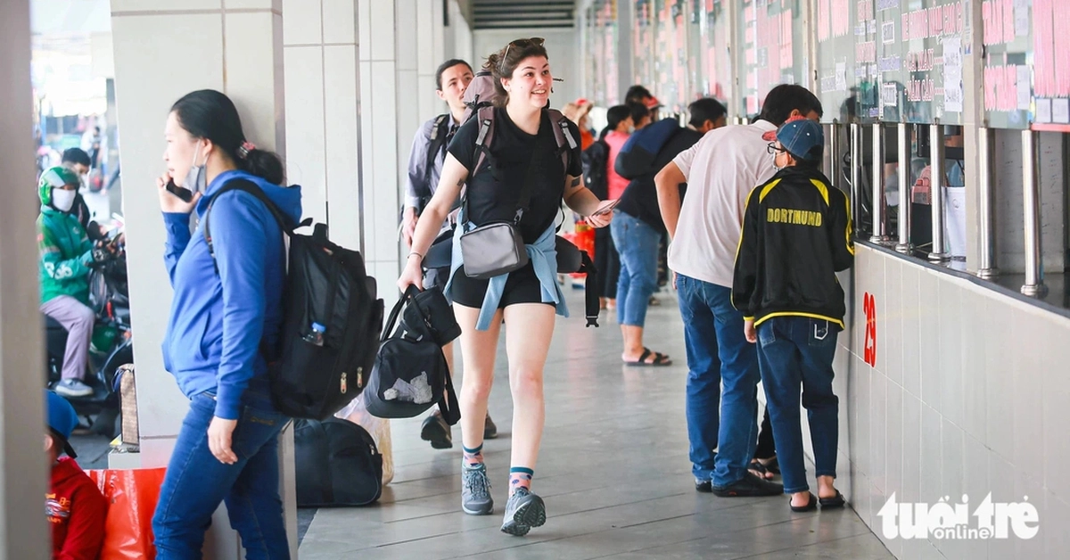 Average income of employees at Mien Tay bus station is more than 28 million VND/month