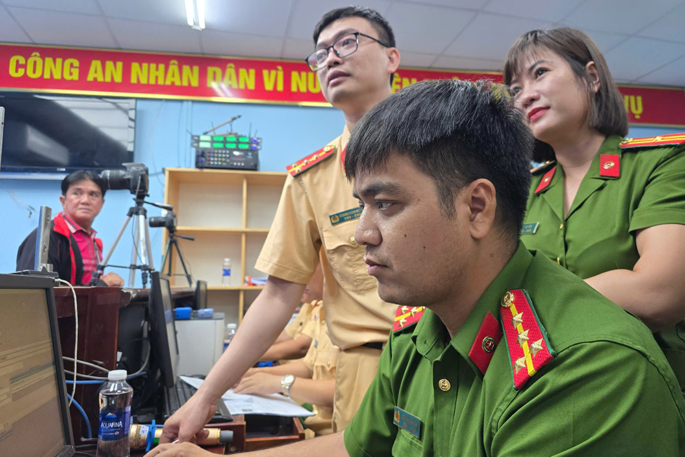 Die Polizei von Ho-Chi-Minh-Stadt setzt ab dem 17. März 22 Stellen für die Ausstellung und den Umtausch von Führerscheinen ein