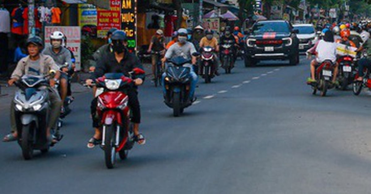 Actualités du matin du 16 mars : La rue Pham Van Bach a toujours un « goulot d'étranglement » après 20 ans ; Binh Duong a besoin de 50 000 travailleurs