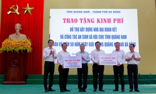 Da Nang apoya a Quang Nam en la eliminación de viviendas temporales y deterioradas y la seguridad social.