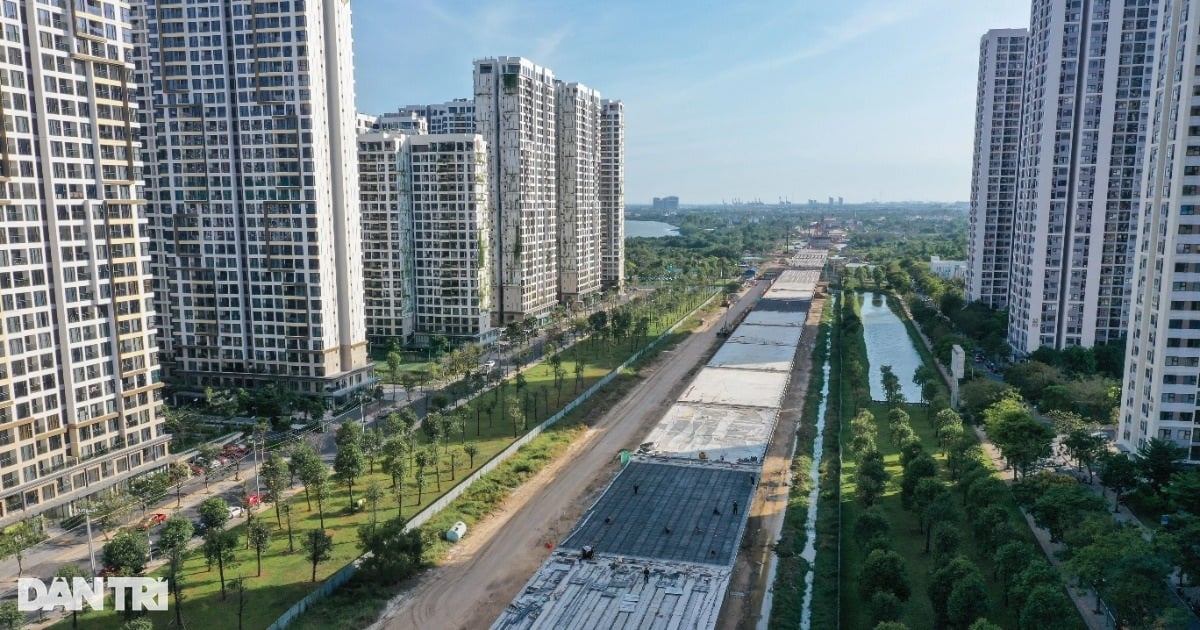 État actuel d'une série de routes traversant de grandes zones urbaines dans la ville de Thu Duc, Ho Chi Minh-Ville