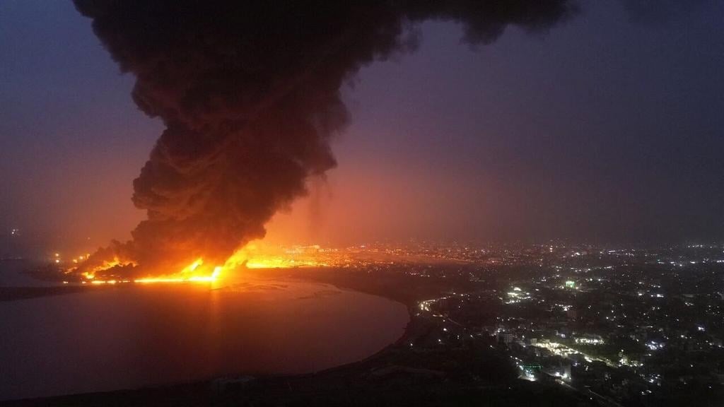 La guerre au Moyen-Orient s'intensifie à nouveau. Les États-Unis lancent une attaque contre les Houthis, faisant au moins 19 morts. Photo 2