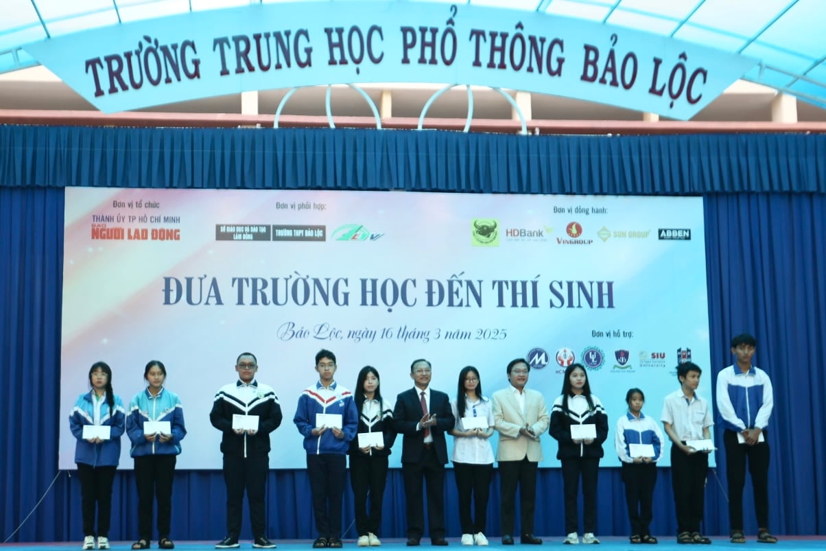 Nỗi lòng của nữ sinh 