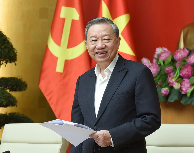 [Photo] General Secretary To Lam works with the Economic-Social Subcommittee of the 14th Party Congress photo 6