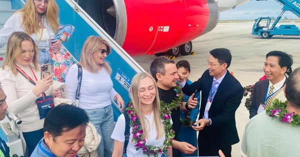 Una cálida bienvenida a los huéspedes rusos que vuelan directamente a Nha Trang.