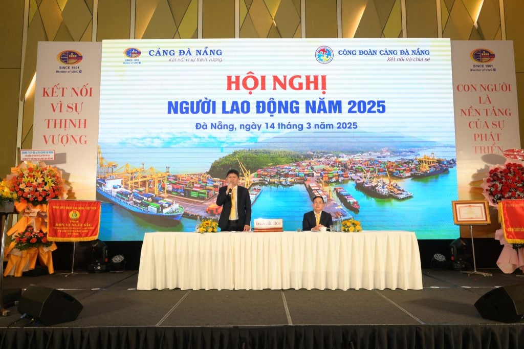 Da Nang Port organizes the 2025 Labor Delegation Conference - Vietnam National Shipping Lines - VIMC