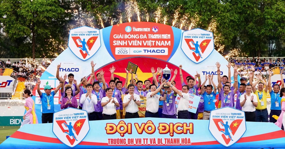 New recruits from Thanh Hoa University of Culture, Sports and Tourism crowned