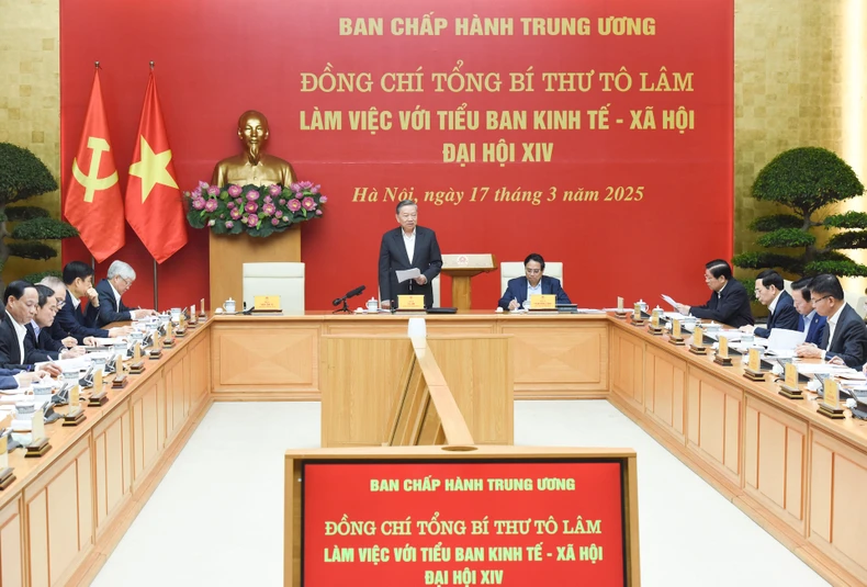 [Ảnh] Tổng Bí thư Tô Lâm làm việc với Tiểu ban Kinh tế-Xã hội Đại hội XIV của Đảng ảnh 5