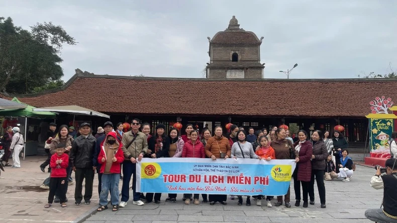 Bắc Ninh tăng xe, tăng chuyến cho các tour du lịch miễn phí cuối tuần ảnh 4