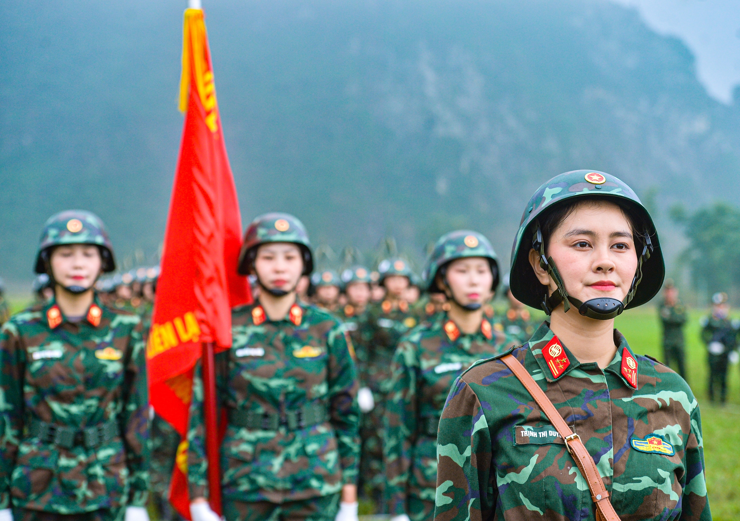 Dàn vũ khí 'đặc biệt' của khối diễu binh kỷ niệm 50 năm thống nhất đất nước- Ảnh 16.