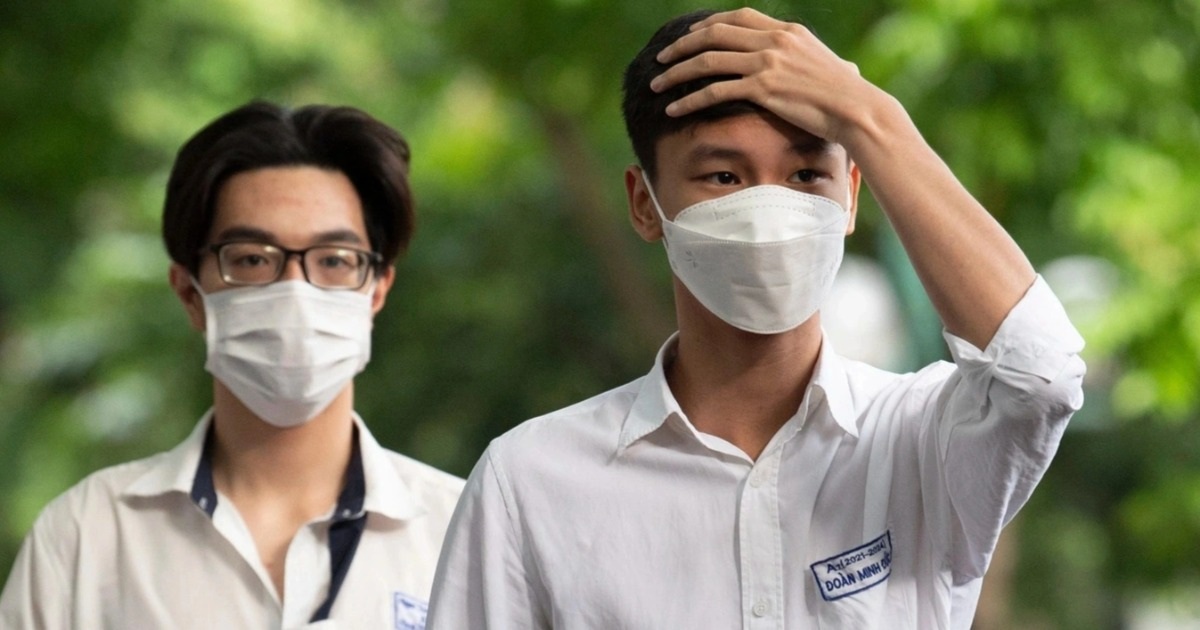 Thí sinh “đau đầu” chọn nguyện vọng vì đoán chắc điểm toán, tiếng Anh thấp