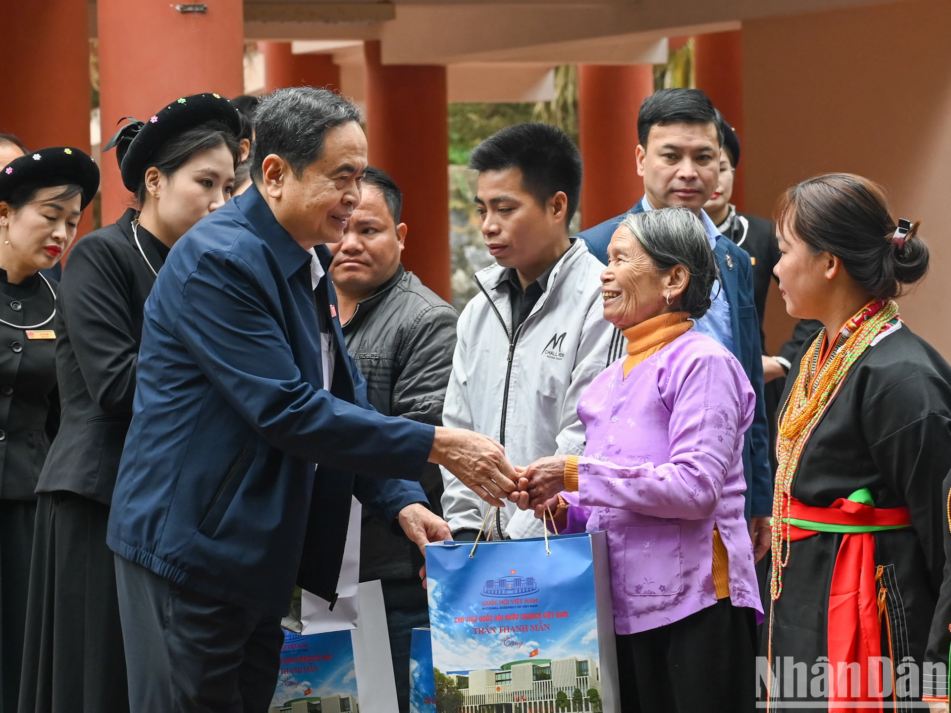 [Foto] Der Vorsitzende der Nationalversammlung, Tran Thanh Man, besucht die besondere nationale Reliquienstätte Tan Trao, Foto 10