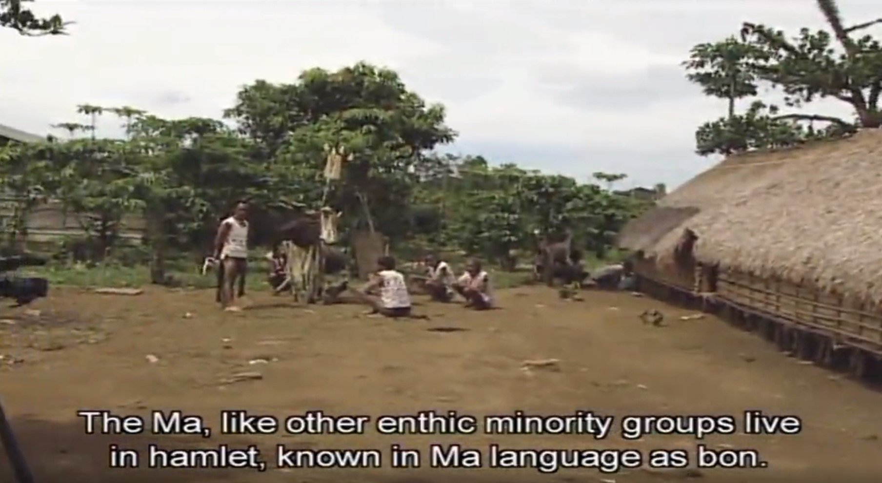 The Ma Ethnic Group's Road Offering Ceremony