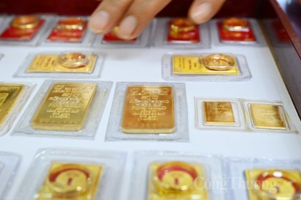 Gold ring reached 98.8 million VND