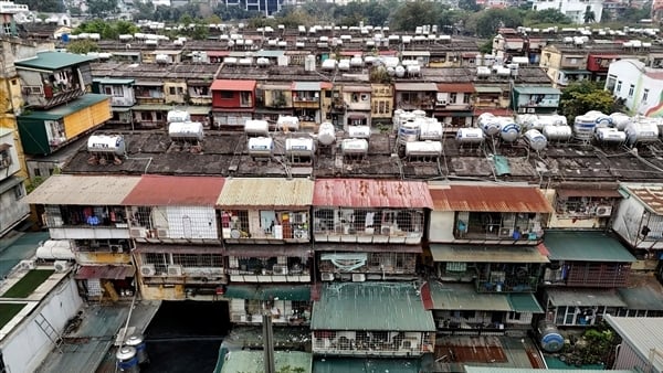 Descripción general de tres antiguos edificios de apartamentos en Hanoi que se renovarán y convertirán en edificios de apartamentos de 40 pisos.