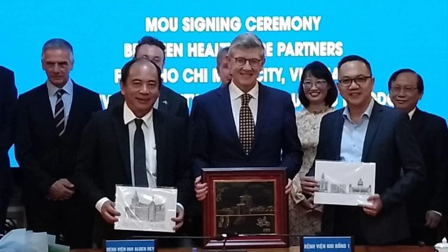 Children's Hospital 1 and Alder Hey Hospital (UK) signed a cooperation agreement