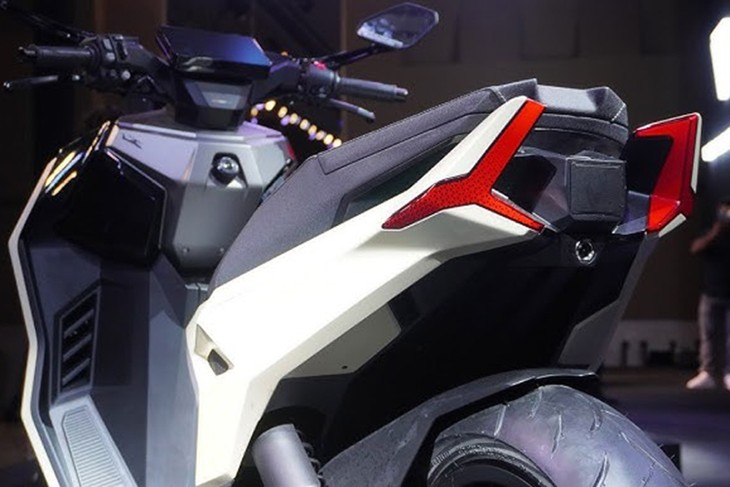 Ultraviolette Tesserac – Elektromotorrad mit integriertem Radar, Preis 35 Millionen VND – Foto 5 Ultraviolette Tesserac - xe may dien tich hop radar gia 35 trieu dong-Hinh-5