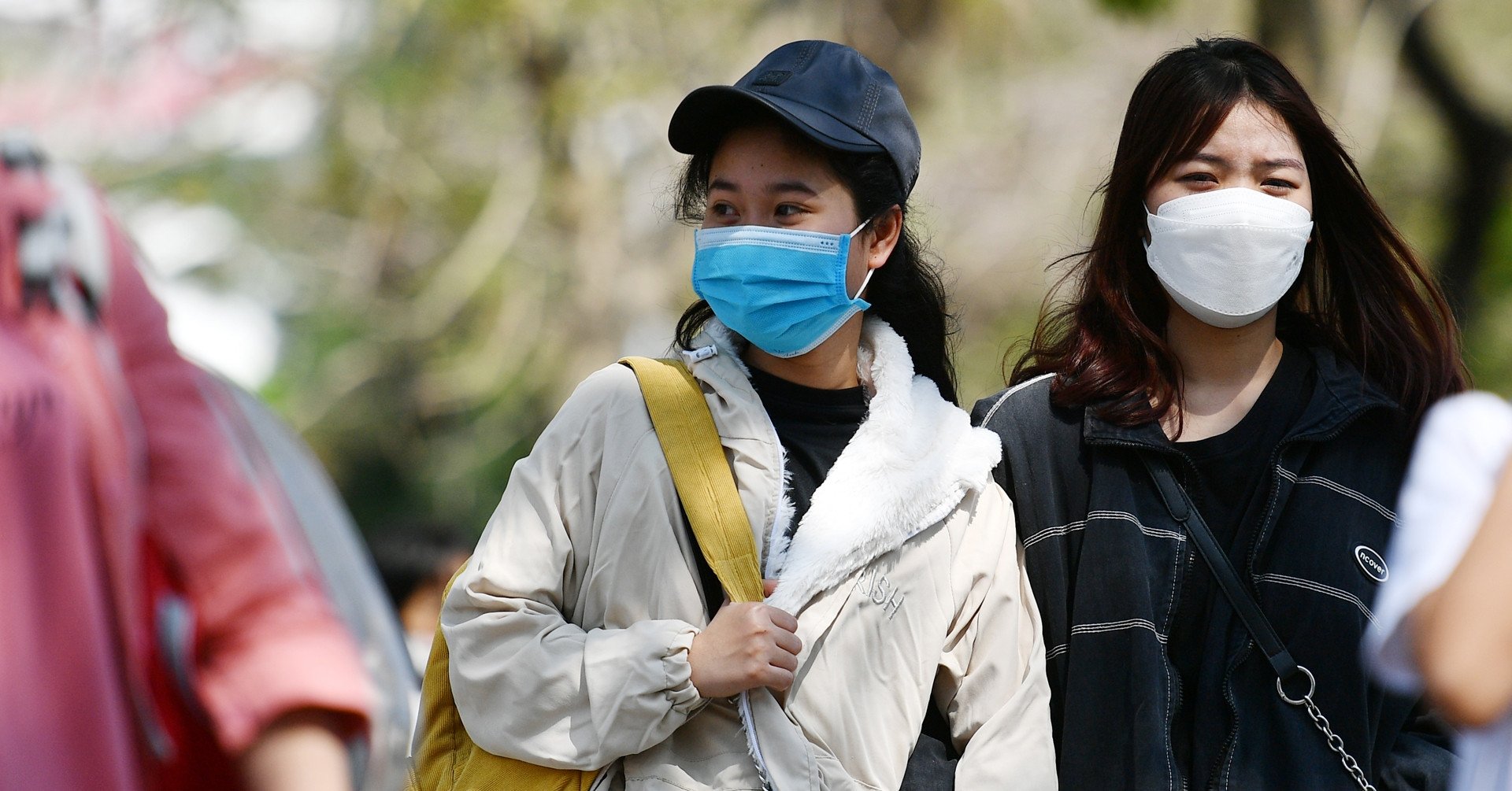 El norte está soleado continuamente incluso cuando el aire frío se debilita, Hanoi sube a 28 grados