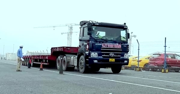 Removing difficulties in inspecting oversized and overweight vehicles