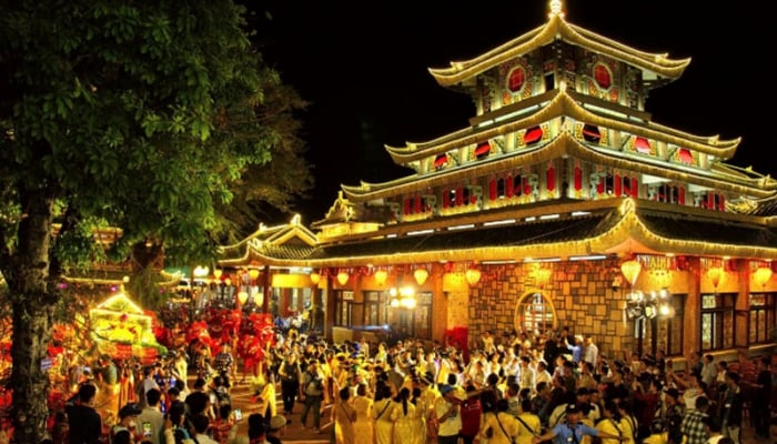 8 years to become a World Heritage of Ba Chua Xu Festival of Sam Mountain