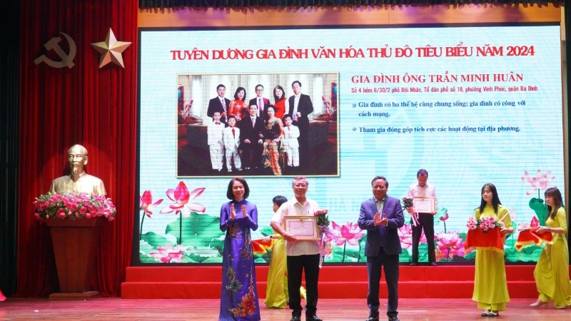 Hanoi implements many activities to build family culture