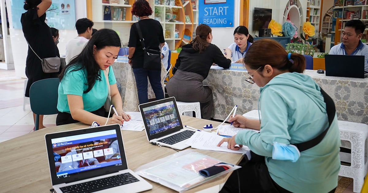 Ciudad Ho Chi Minh inscribe a alumnos de primero y sexto grado según nuevas áreas del vecindario