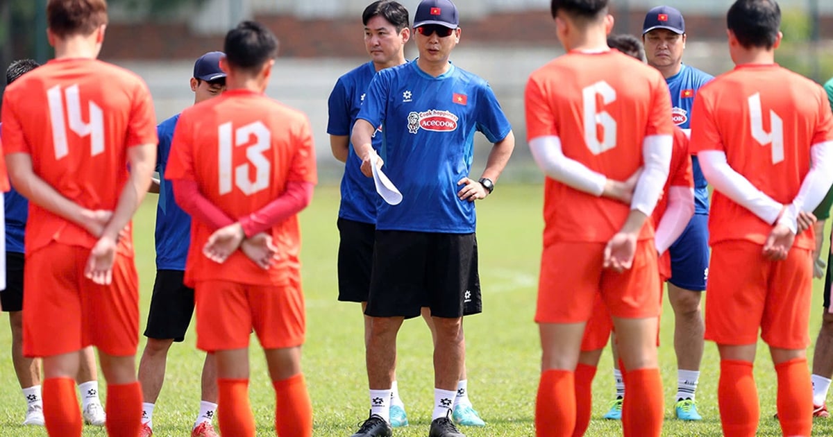 La selección de Vietnam juega un partido amistoso contra Camboya: el comienzo de una nueva era