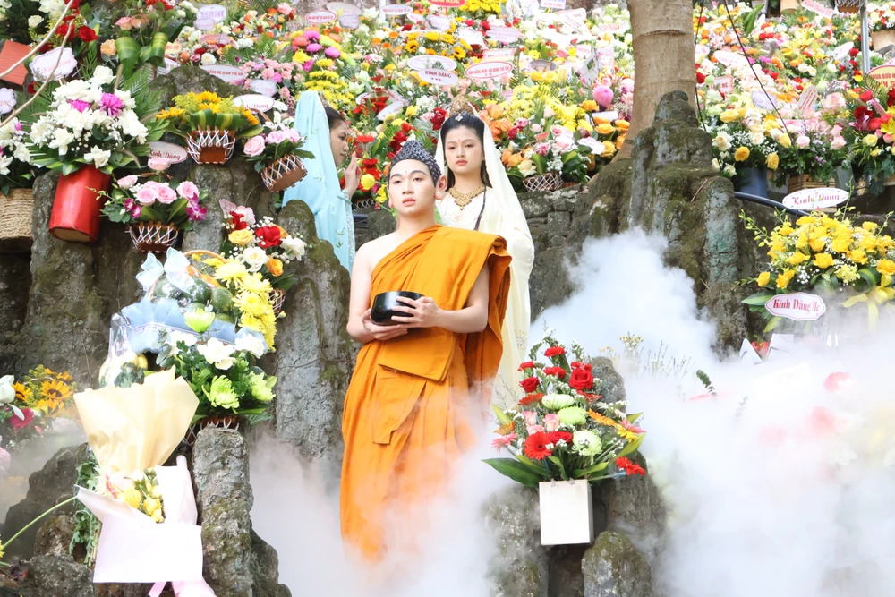 Ceremonia del cumpleaños del Bodhisattva Avalokiteshvara - Ceremonia oficial del Festival de Avalokiteshvara