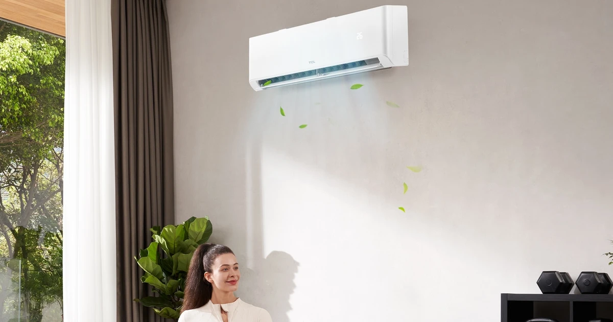 BreezeIN Pro air conditioner cools smartly and saves energy