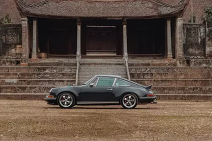 Porsche 930 