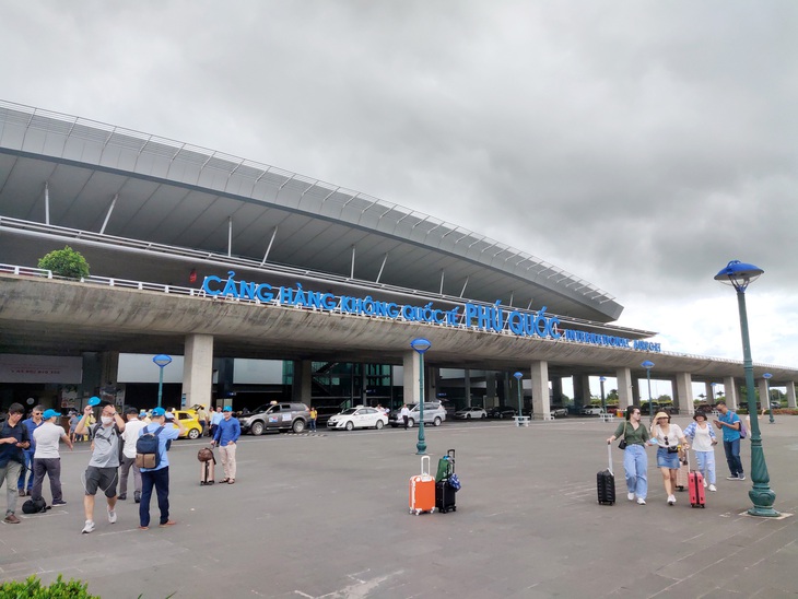 푸꾸옥 공항 확장을 위한 절차를 긴급히 조사하고 시행하세요 - 사진 1.