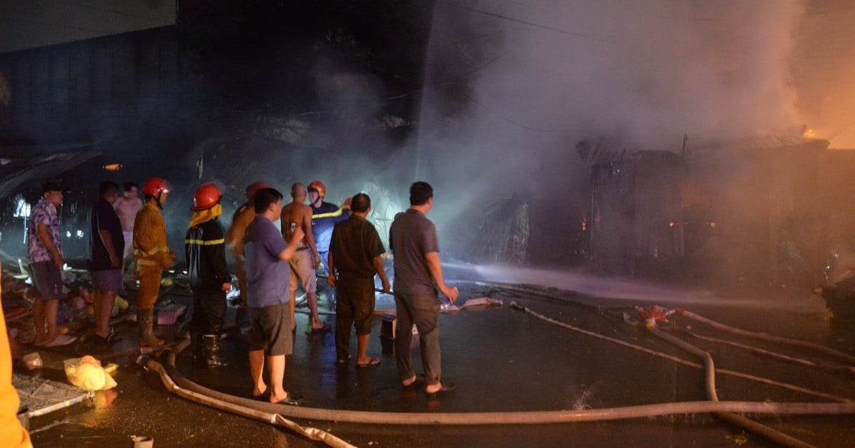 Grand incendie au marché de Thanh Da à Ho Chi Minh-Ville