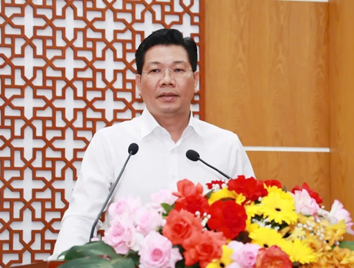 Herr Nguyen Manh Hung wurde vom Exekutivkomitee des Provinzparteikomitees von Tay Ninh zum Provinzparteisekretär für die Amtszeit 2020–2025 gewählt. Foto: T.N.